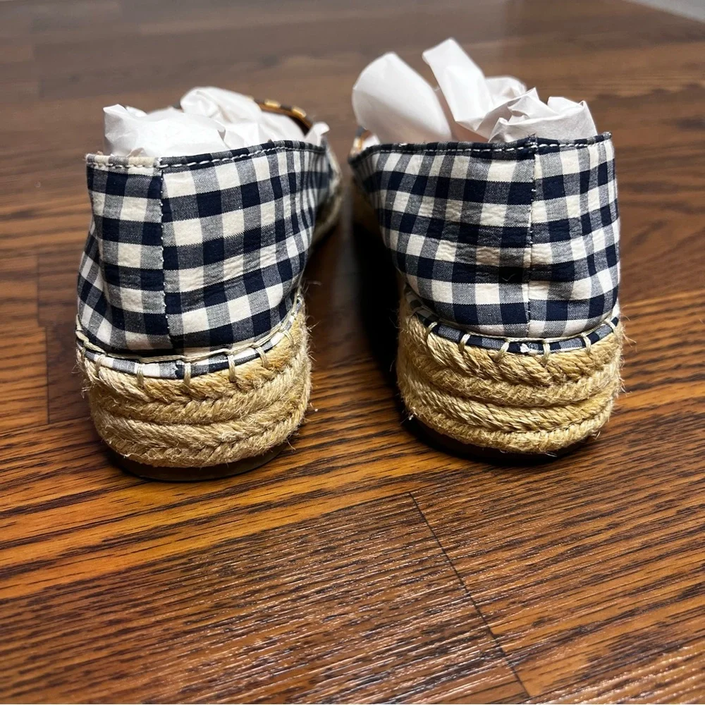 Merona Sonya ballet flats in a navy gingham pattern size 7